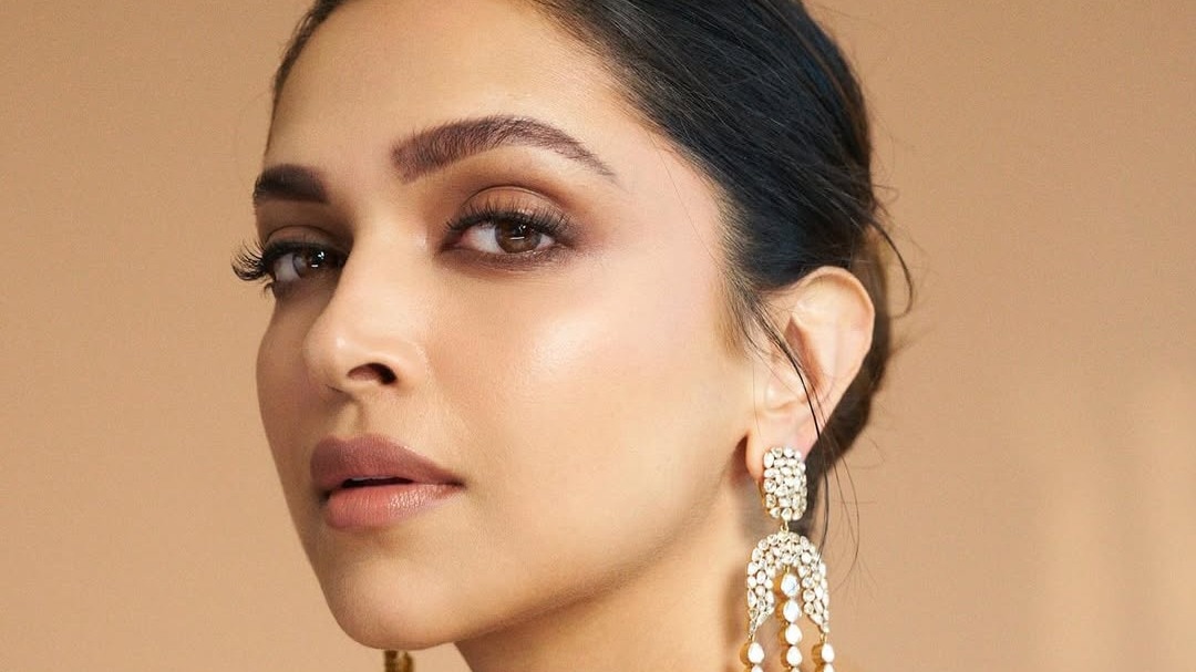 Deepika Padukone becomes the first Indian actress to receive a Hollywood Walk of Fame star