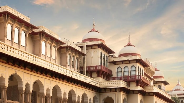These 7 palaces-turned-hotels in Rajasthan allow guests to live like royalty