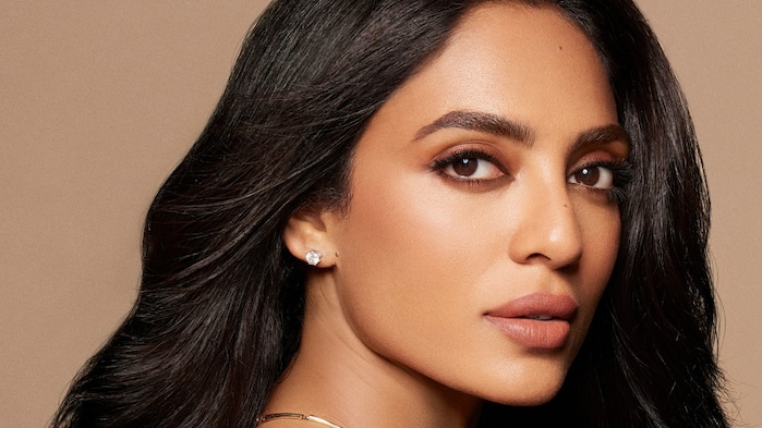 Sobhita Dhulipala's perception of beauty: "I enjoy beauty as a way to just have fun"