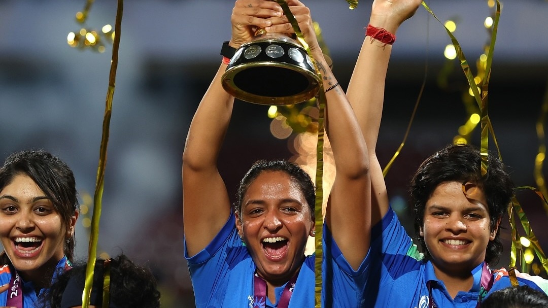 From Abhishek Bachchan to Kiara Advani, Bollywood celebs turned cheerleaders for India's women's cricket team