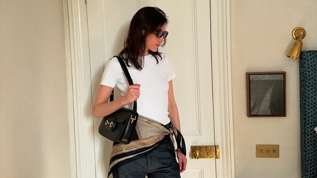 From necklines to waistlines, transform your scarves into a chic waist belt this season