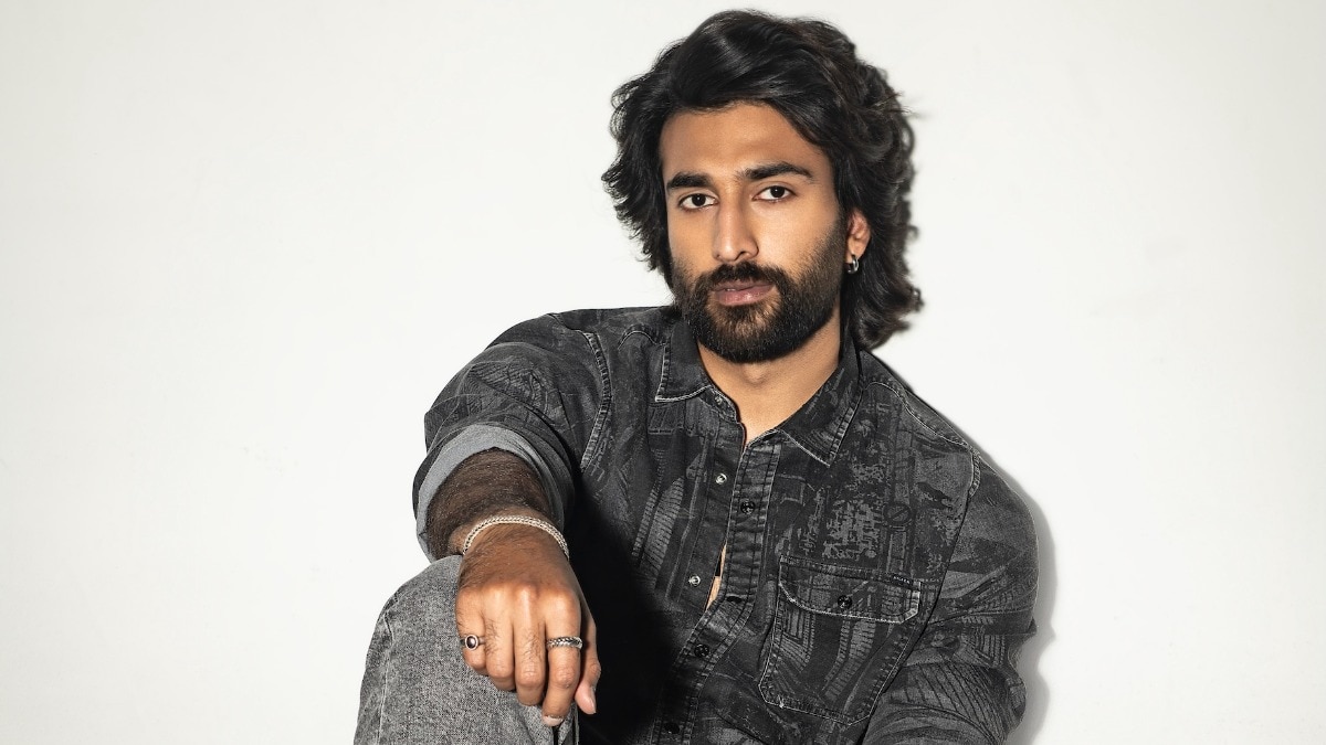 “Confidence is the best accessory, everything else is just fabric": Jaaved Jaaferi's advice to his son Meezaan Jafri