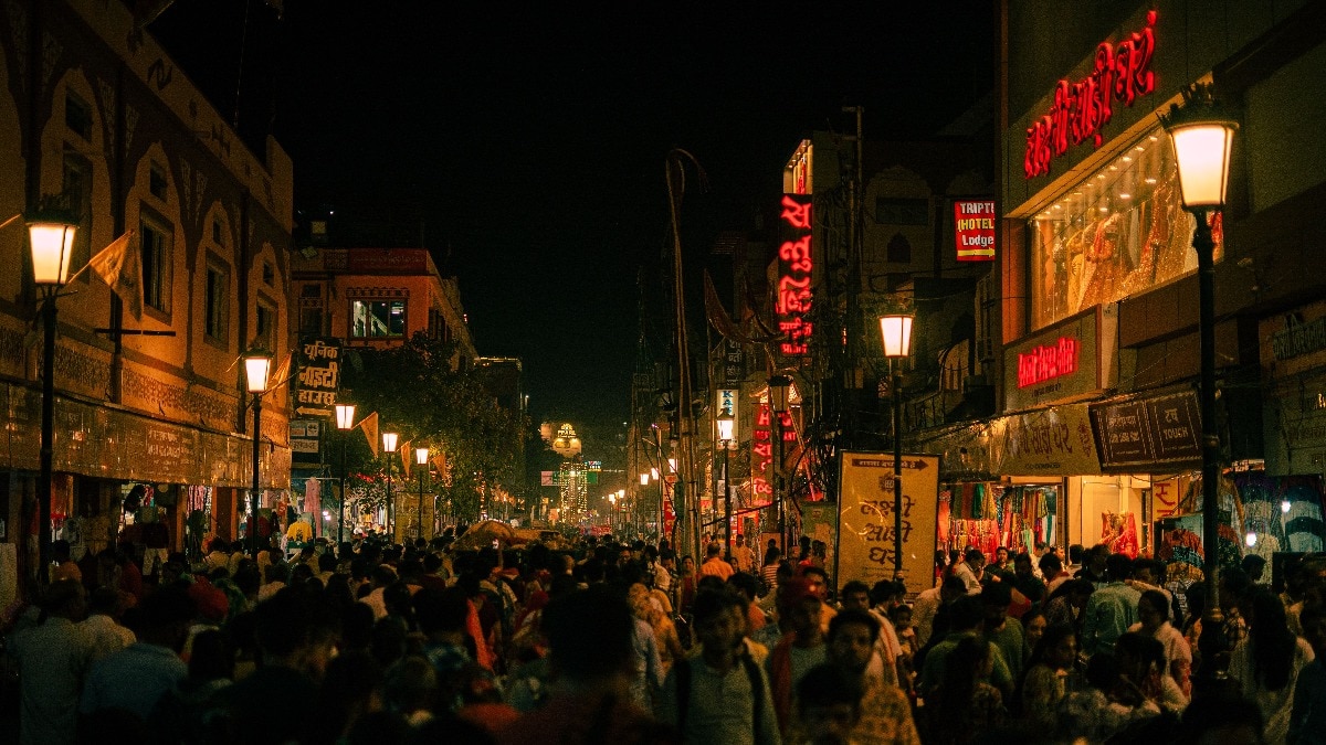 From AI advice to impulse buys: How India is shopping this festive season