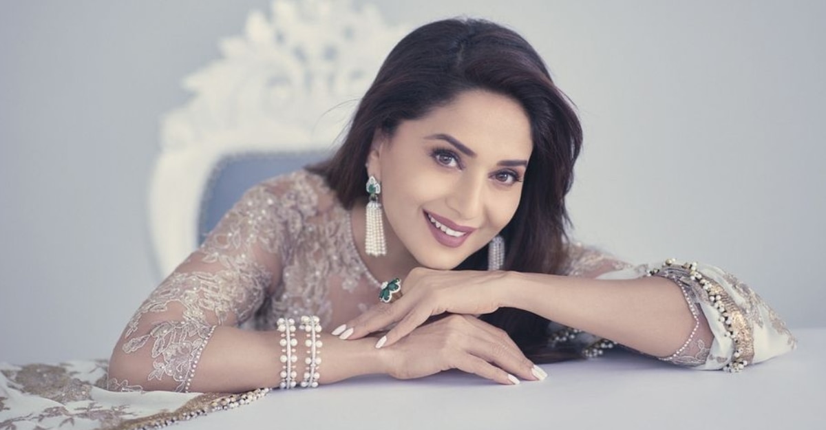 harpers-feature-pic170423055055