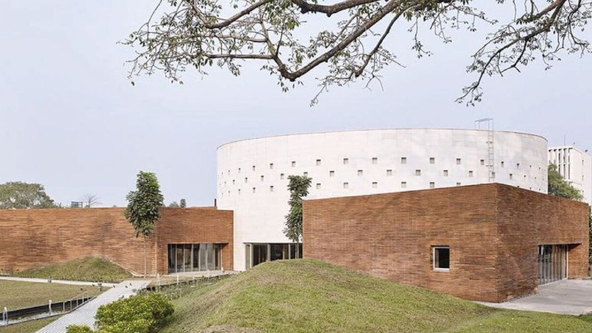 Harper's Bazaar India