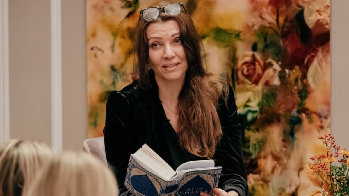 Elif Shafak/Oliver Holms