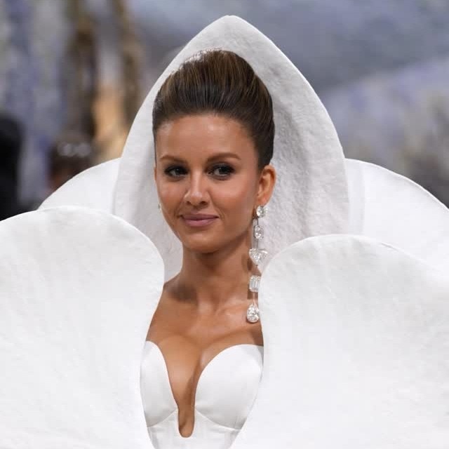 Natasha Poonawalla stuns in sculptural orchid Couture at Met Gala