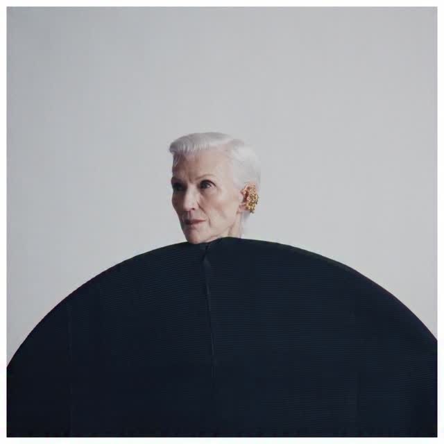 Maye Musk’s beauty philosophy has never gone out of style