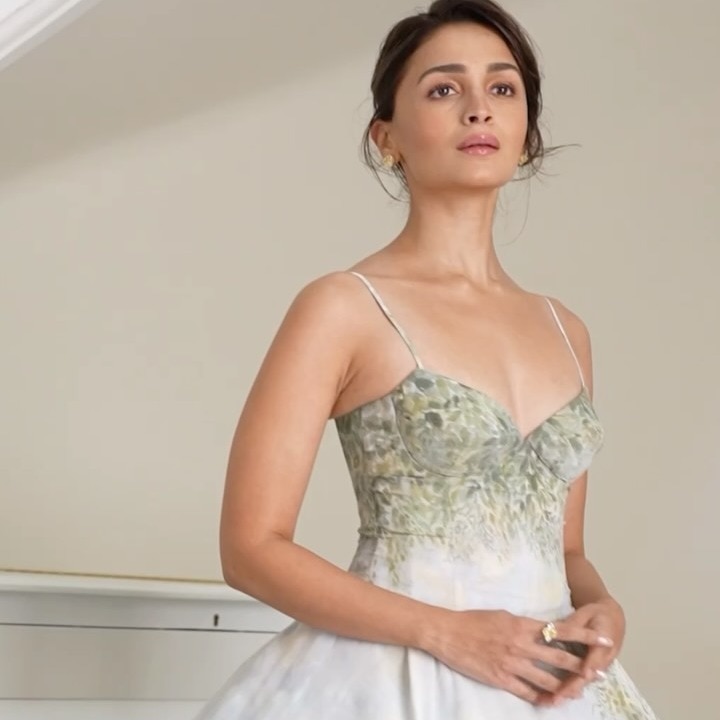 Alia Bhatt’s French Riviera moment is pure romance
