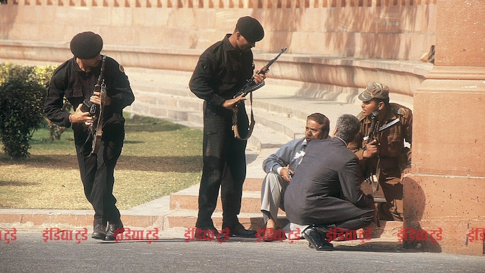 संसद पर हमला 13 दिसंबर संसद पर हमला 13 दिसंबर