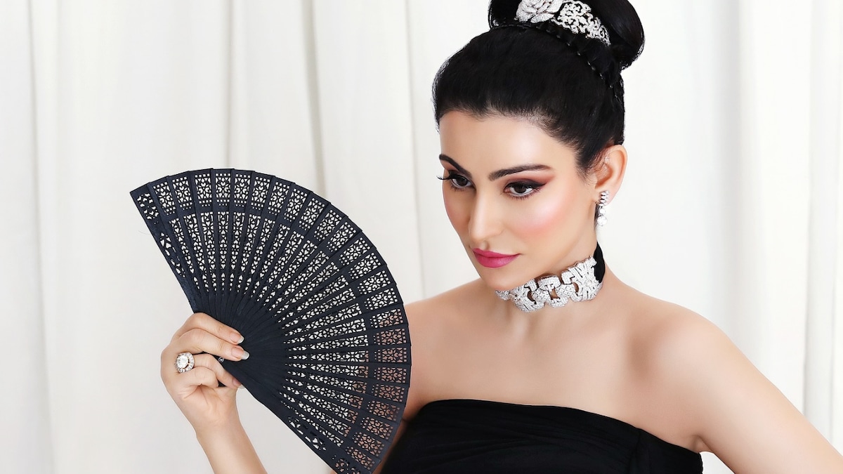 Shalini Pasi Shalini Pasi