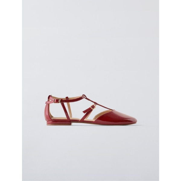 Zara Patent Strappy Ballete Flats, ₹2,550