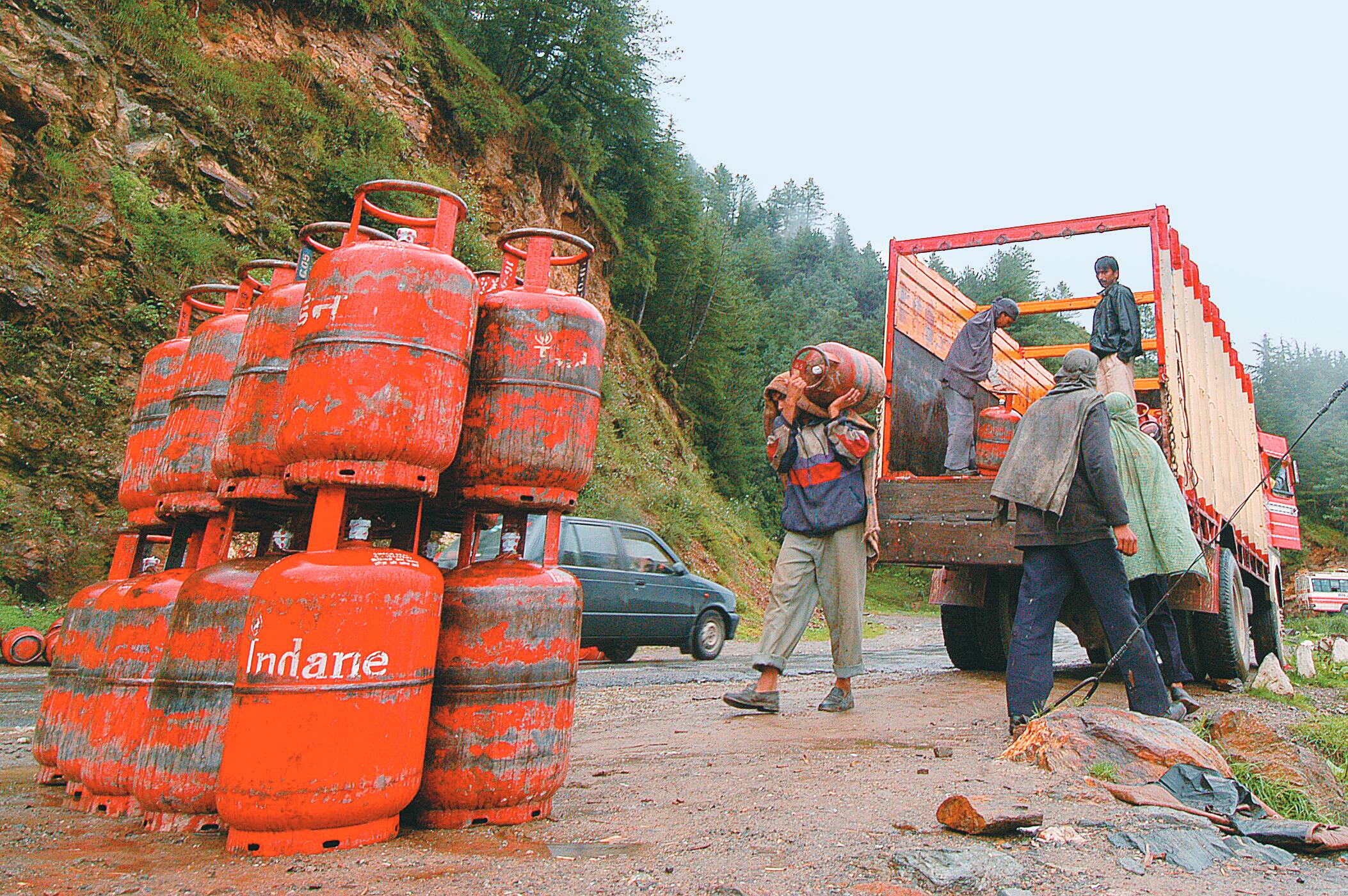 LPG-র দাম পরিবর্তন হবে LPG-র দাম পরিবর্তন হবে