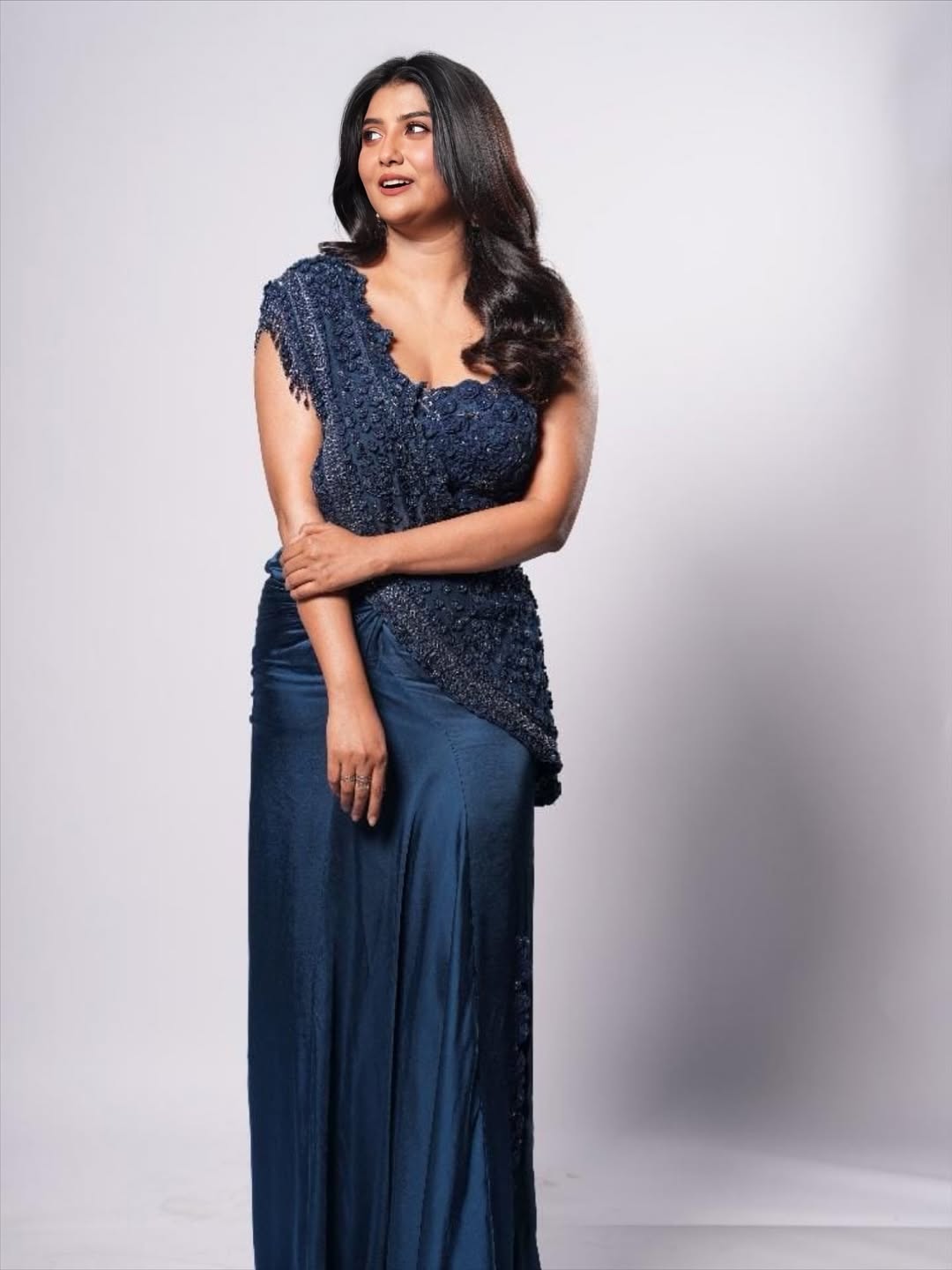 Actress Parno Mitra (Photo: Instagram/parnomittra)