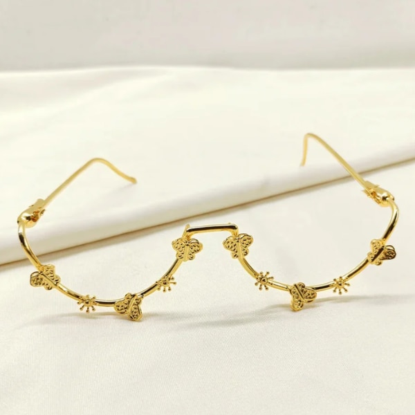 https://akm-img-a-in.tosshub.com/lingo/images/assets/202605/first-lens-signature-premium-handmade-frame-ag01.png