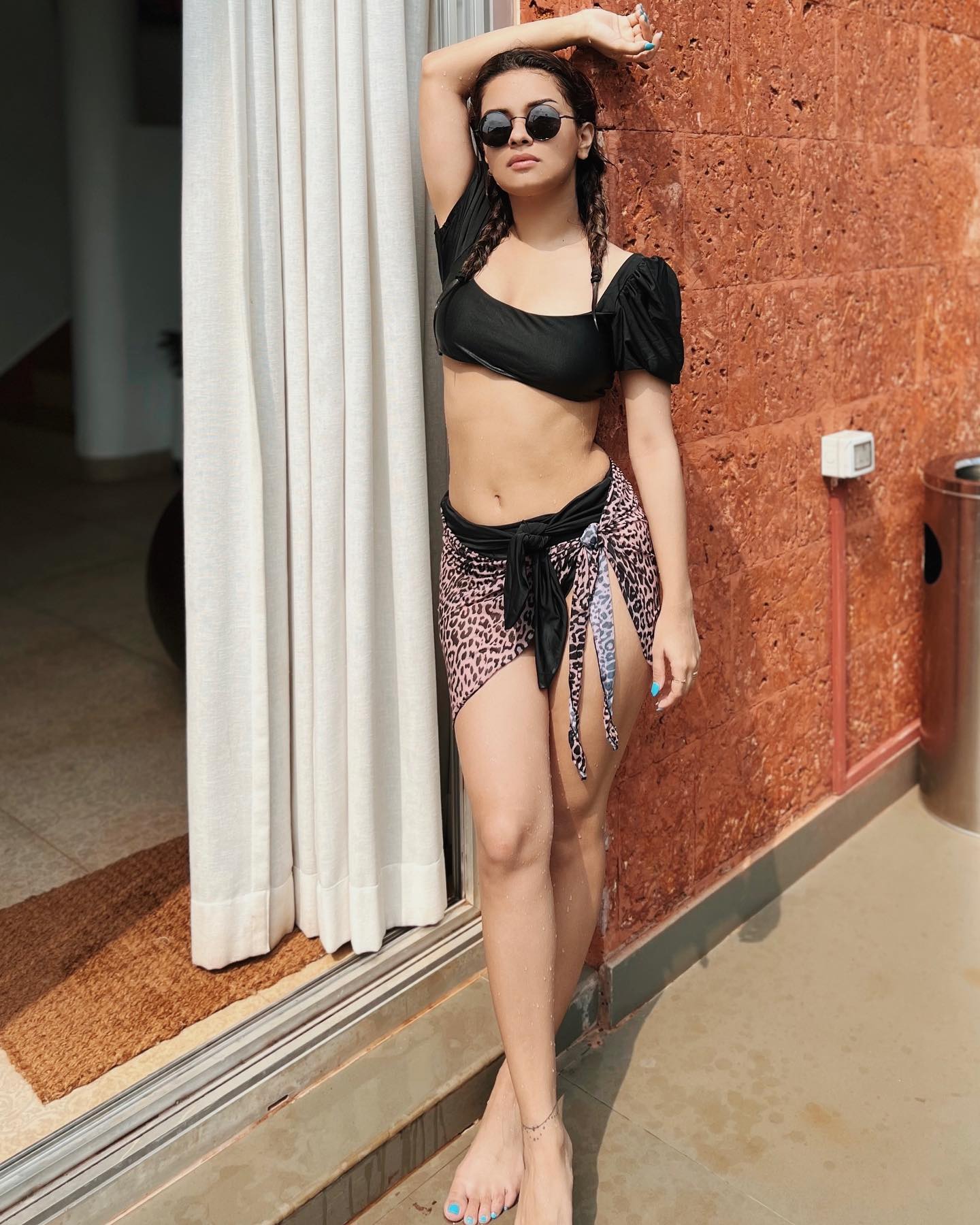 Avneet kaur