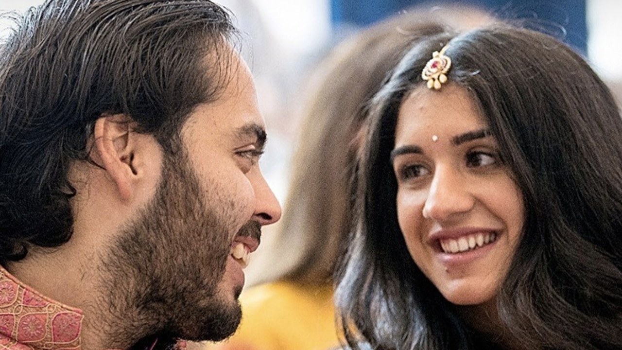 ananta radhika roka ceremony