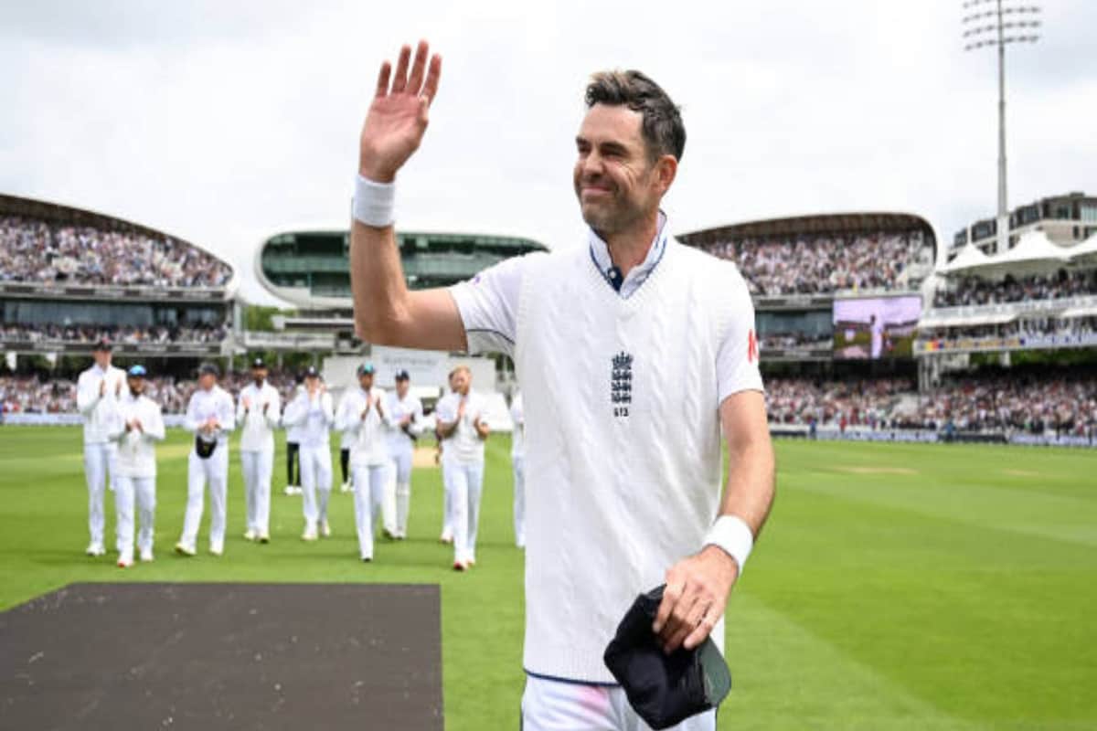 James Anderson in this frame James Anderson in this frame