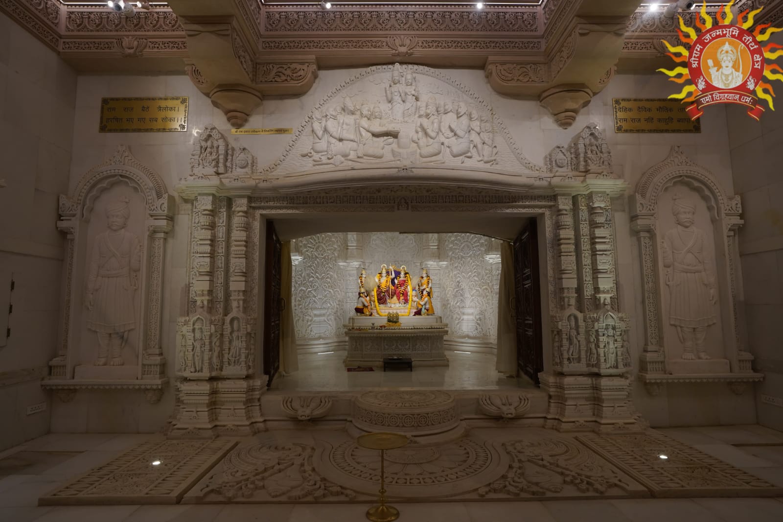 गुलाबी सैंडस्टोन का उपयोग