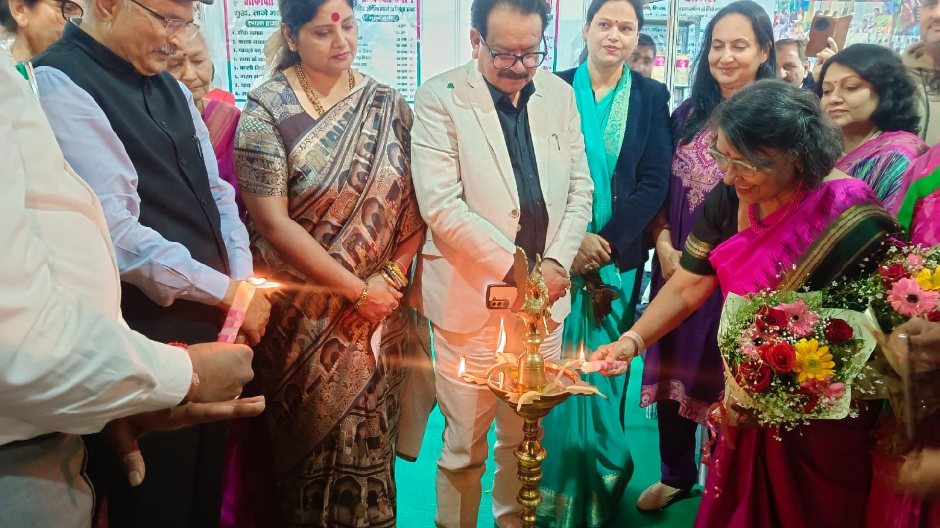 ताज महोत्सव का आगाज हो चुका है