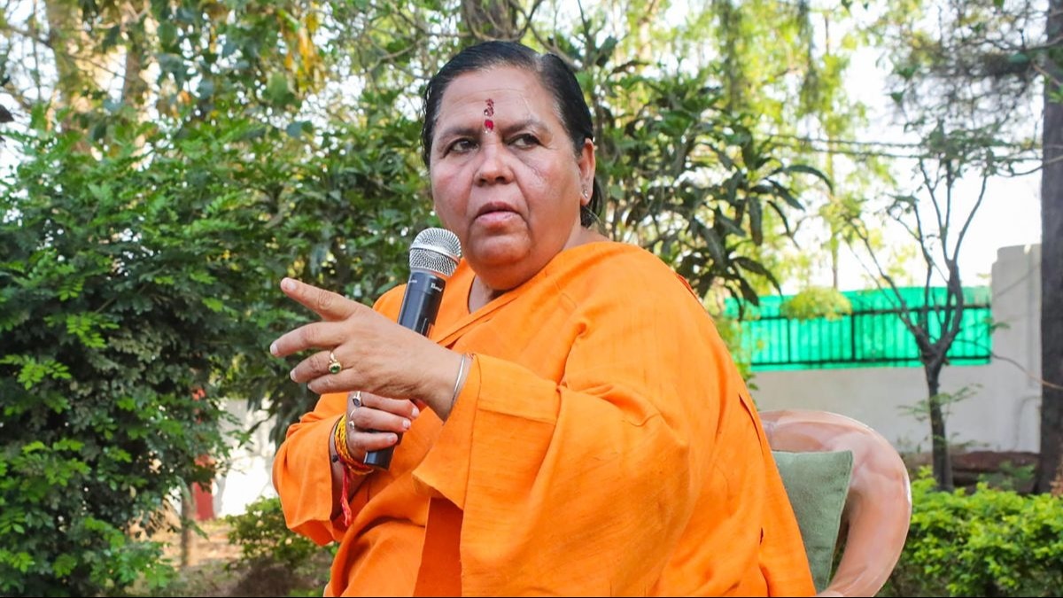 Uma Bharti Story: टीकमगढ़ की वो लड़की, जिसने उखाड़ फेंकी थी दिग्विजय के 10 साल की सत्ता... बागी तेवर के लिए मशहूर CM रहीं उमा भारती की कहानी जानिए - MP Assembly