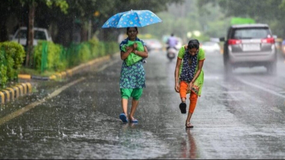 Weather News: महाराष्ट्र-गुजरात में तेज बारिश की संभावना, गरज-चमक के साथ आंधी के आसार Weather News: महाराष्ट्र-गुजरात में तेज बारिश की संभावना, गरज-चमक के साथ आंधी के आसार