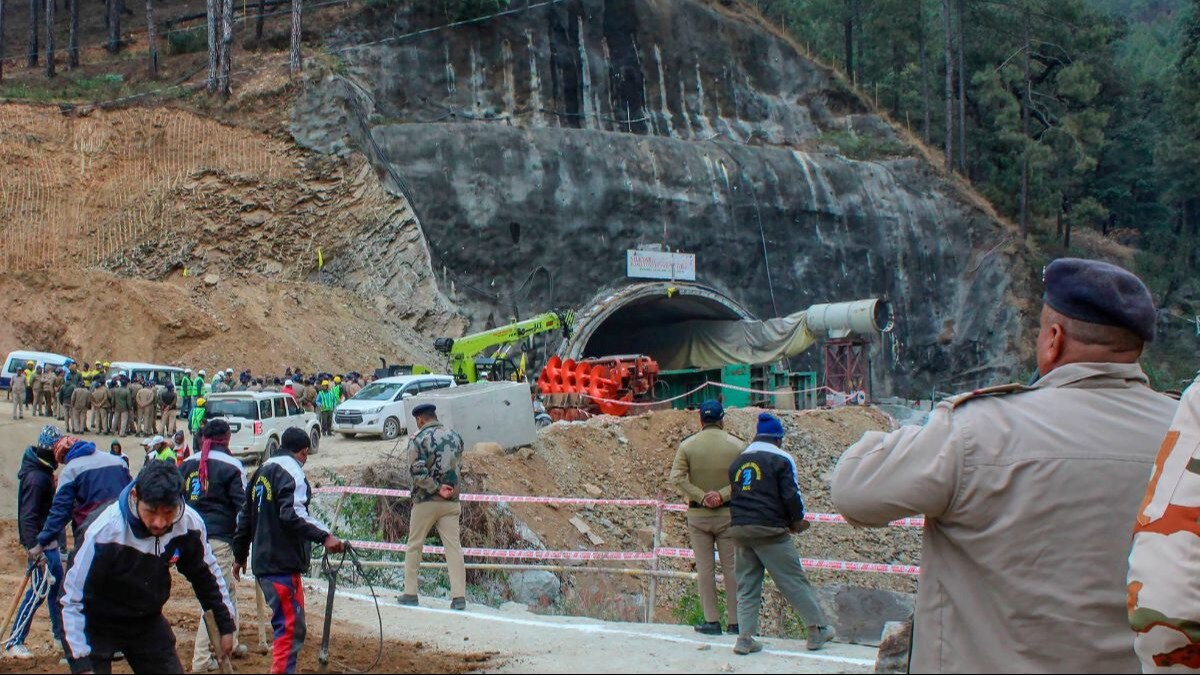 Uttarkashi: 17 दिन बाद जिंदगी की जंग जीत बाहर आएंगे 41 मजदूर, किस राज्य के  कितने और सुरंग के बाहर क्या-क्या है तैयारी? यहां जानिए - uttarakhand  uttarkashi tunnel 41 ...