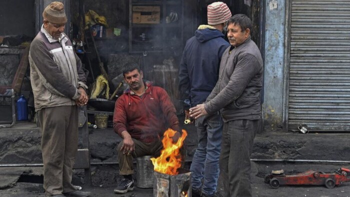 पूरे उत्तर भारत में ठंड की सितम शुरू