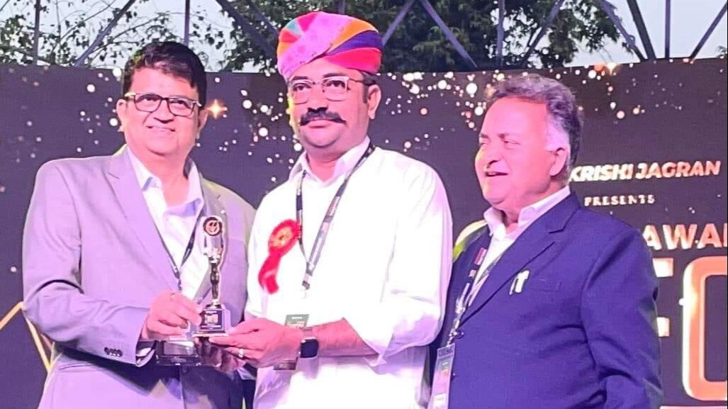Rajasthan: बाड़मेर के प्रगतिशील किसान को मिला मिलेनियर फार्मर ऑफ इंडिया अवार्ड