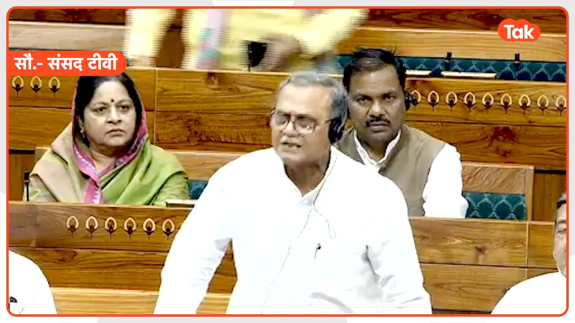 बलिया सांसद सनातन पांडे ने संसद में ऐसा क्या बोल दिया कि मच गया बवाल!