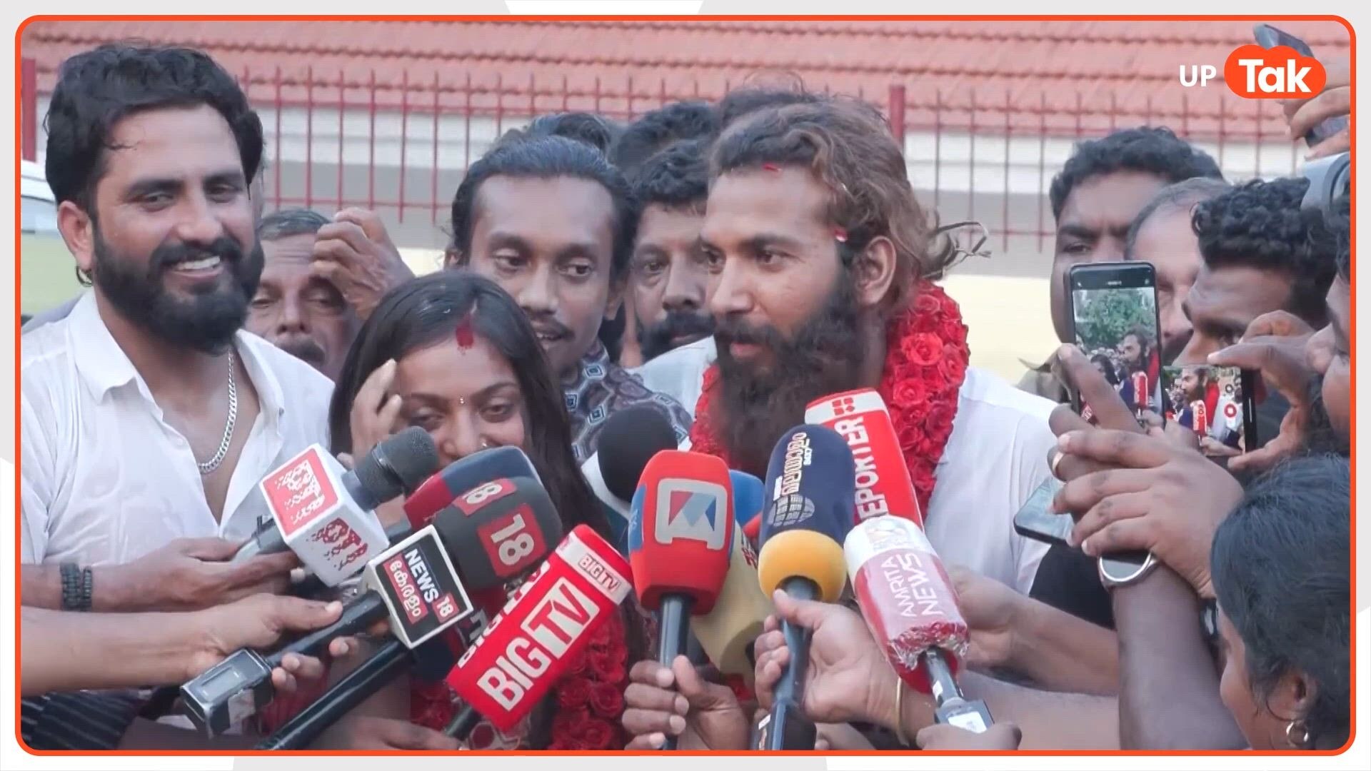 दीदी ने नाम खराब किया... मोनालिसा की शादी की बात सुनते ही छोटी बहन ने भड़ककर ये सब कह दिया