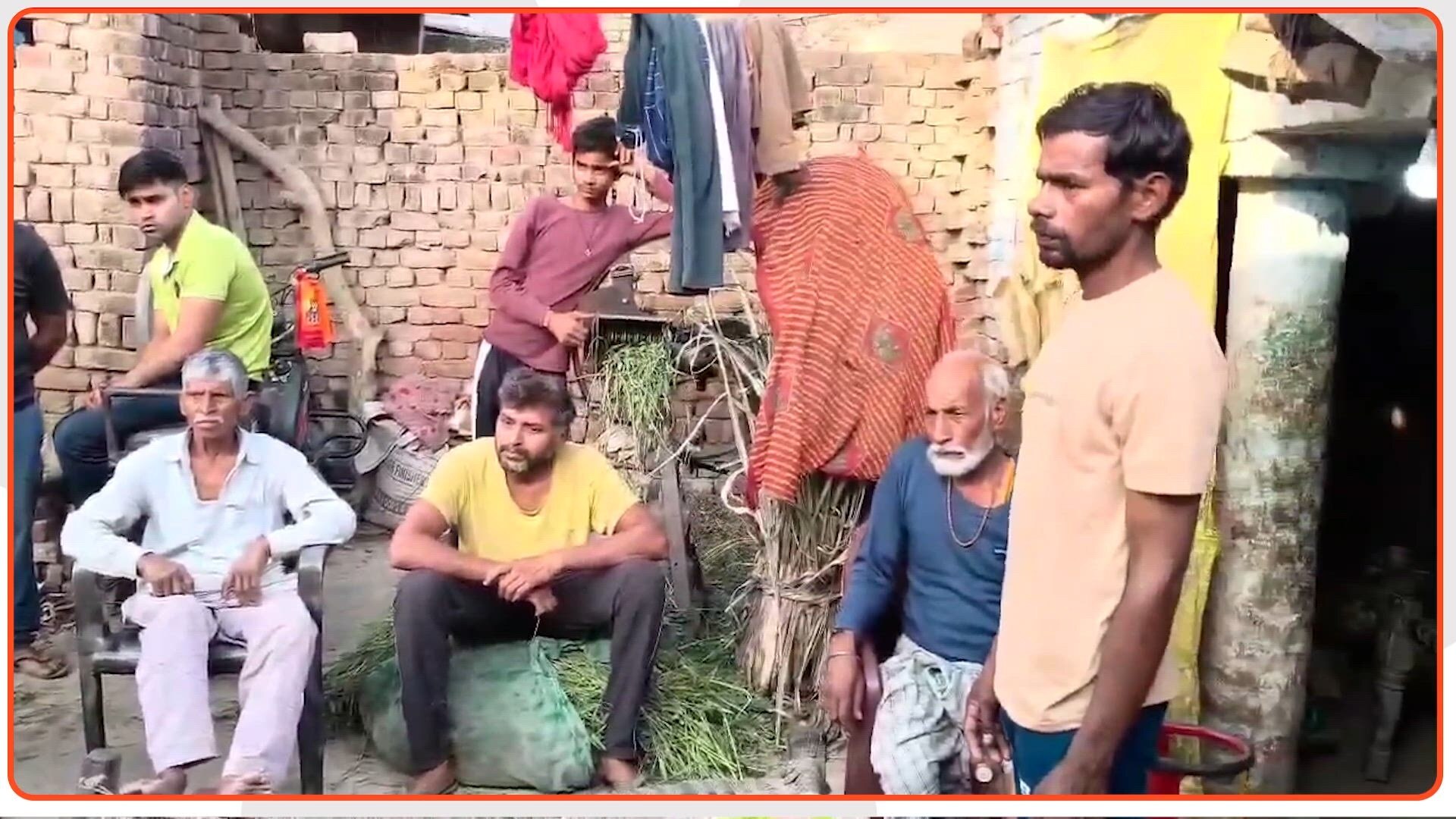 Facebook पर पत्नी के आशिक का पोस्ट देखकर घबराकर बोला पति राजकुमार- ले जाओ मेरी बीवी