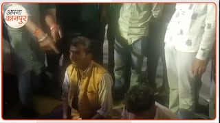 कानपुर तपेश्वरी माता मंदिर विवाद: बजरंग दल ने मुस्लिम दुकानदारों को खदेड़ा Conflict between Hindu and Muslim vendors at Kanpur Tapeswari Mata temple fair