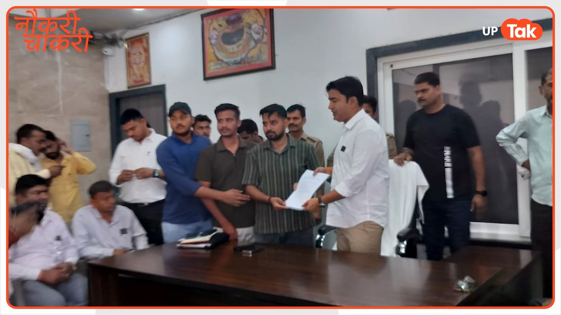 श्रावस्ती से कानपुर तक UP SI भर्ती के अभ्यर्थियों का हल्लाबोल, 2000 एक्सट्रा पदों के लिए बनाया दबाव