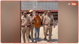 मेरठ में छात्रा से मोबाइल छीनकर भागा था बिलाल, 12 घंटे में पुलिस ने दबोचा, अब कान पकड़कर मांग रहा माफी phone snatching case in meruth police arrests accused
