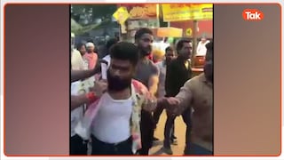 अलीगढ़ में करणी सेना के अध्यक्ष सचिन राघव के साथ मारपीट, दौड़ा-दौड़ाकर पीटा! Karni Sena district president attacked in Aligarh civil lines area