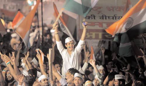 28 सितंबर 2011: देखें इंडिया टुडे का अंक | <a style='COLOR: #d71920' href='http://bit.ly/india-today' target='_blank'>पढ़ें: इंडिया