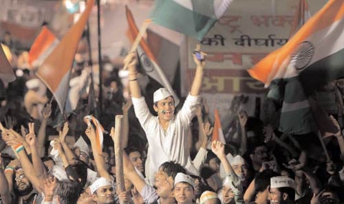 28 सितंबर 2011: देखें इंडिया टुडे का अंक | पढ़ें: इंडिया 28 सितंबर 2011: देखें इंडिया टुडे का अंक | <a style='COLOR: #d71920' href='http://bit.ly/india-today' target='_blank'>पढ़ें: इंडिया