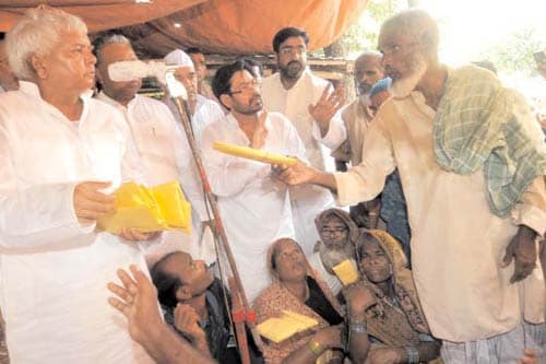 28 सितंबर 2011: देखें इंडिया टुडे का अंक | पढ़ें: इंडिया 28 सितंबर 2011: देखें इंडिया टुडे का अंक | <a style='COLOR: #d71920' href='http://bit.ly/india-today' target='_blank'>पढ़ें: इंडिया