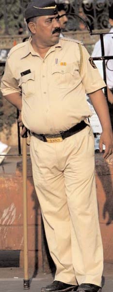 28 सितंबर 2011: देखें इंडिया टुडे का अंक | पढ़ें: इंडिया 28 सितंबर 2011: देखें इंडिया टुडे का अंक | <a style='COLOR: #d71920' href='http://bit.ly/india-today' target='_blank'>पढ़ें: इंडिया