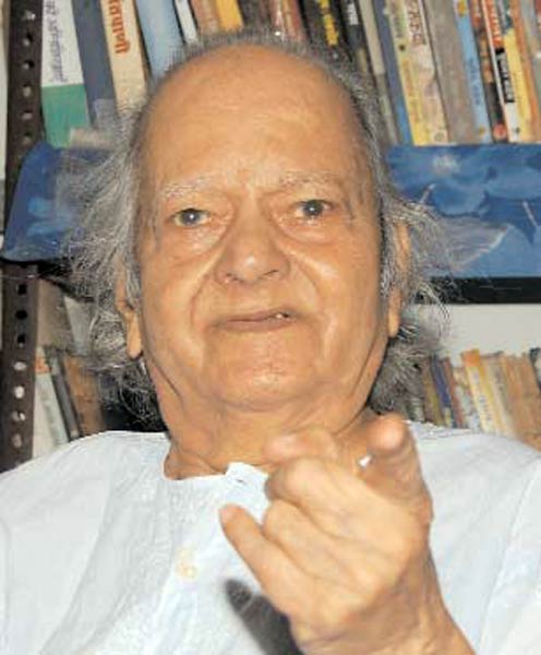 12 अक्‍टूबर 2011: देखें इंडिया टुडे का नया अंक | <a style='COLOR: #d71920' href='http://bit.ly/indiatoday-hindi-section'