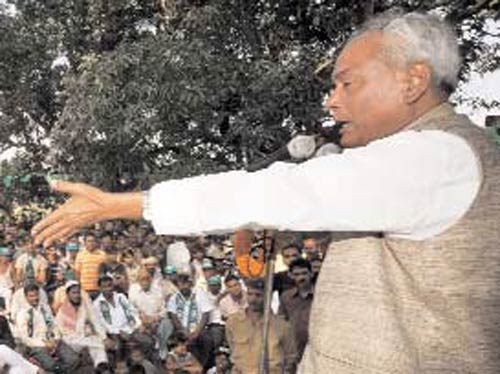 19 अक्टूबर 2011: इंडिया टुडे का नया अंक | पढ़ें इंडिया 19 अक्टूबर 2011: इंडिया टुडे का नया अंक | <a style='COLOR: #d71920' href='http://bit.ly/indiatoday-hindi-section' target='_blank'>पढ़ें इंडिया