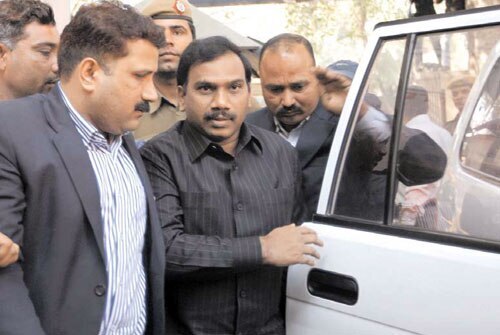 19 अक्‍टूबर 2011: इंडिया टुडे का नया अंक | <a style='COLOR: #d71920' href='http://bit.ly/indiatoday-hindi-section' target='_blank'>पढ़ें इंडिया