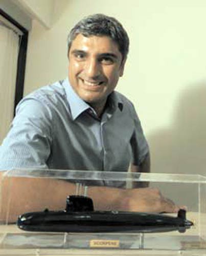 12 अक्‍टूबर 2011: देखें इंडिया टुडे का नया अंक | <a style='COLOR: #d71920' href='http://bit.ly/indiatoday-hindi-section'