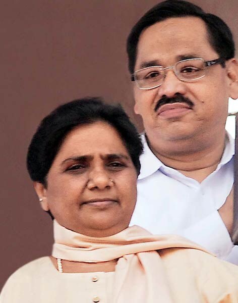 12 अक्टूबर 2011: देखें इंडिया टुडे का नया अंक | <a style='COLOR: #d71920' href='http://bit.ly/indiatoday-hindi-section' 12 अक्टूबर 2011: देखें इंडिया टुडे का नया अंक | <a style='COLOR: #d71920' href='http://bit.ly/indiatoday-hindi-section'