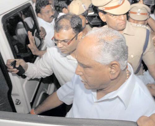 2 नवंबर 2011: देखें इंडिया टुडे का नया अंक | पढ़ें इंडिया 2 नवंबर 2011: देखें इंडिया टुडे का नया अंक | <a style='COLOR: #d71920' href='http://bit.ly/indiatoday-hindi-section' target='_blank'>पढ़ें इंडिया