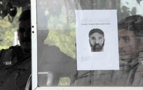 12 अक्टूबर 2011: देखें इंडिया टुडे का नया अंक | <a style='COLOR: #d71920' href='http://bit.ly/indiatoday-hindi-section' 12 अक्टूबर 2011: देखें इंडिया टुडे का नया अंक | <a style='COLOR: #d71920' href='http://bit.ly/indiatoday-hindi-section'