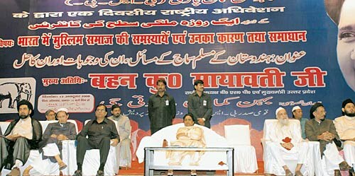 2 नवंबर 2011: देखें इंडिया टुडे का नया अंक | पढ़ें इंडिया 2 नवंबर 2011: देखें इंडिया टुडे का नया अंक | <a style='COLOR: #d71920' href='http://bit.ly/indiatoday-hindi-section' target='_blank'>पढ़ें इंडिया