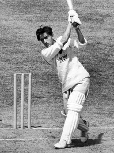 12 अक्‍टूबर 2011: देखें इंडिया टुडे का नया अंक | <a style='COLOR: #d71920' href='http://bit.ly/indiatoday-hindi-section'