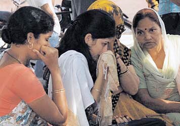 2 नवंबर 2011: देखें इंडिया टुडे का नया अंक | पढ़ें इंडिया 2 नवंबर 2011: देखें इंडिया टुडे का नया अंक | <a style='COLOR: #d71920' href='http://bit.ly/indiatoday-hindi-section' target='_blank'>पढ़ें इंडिया